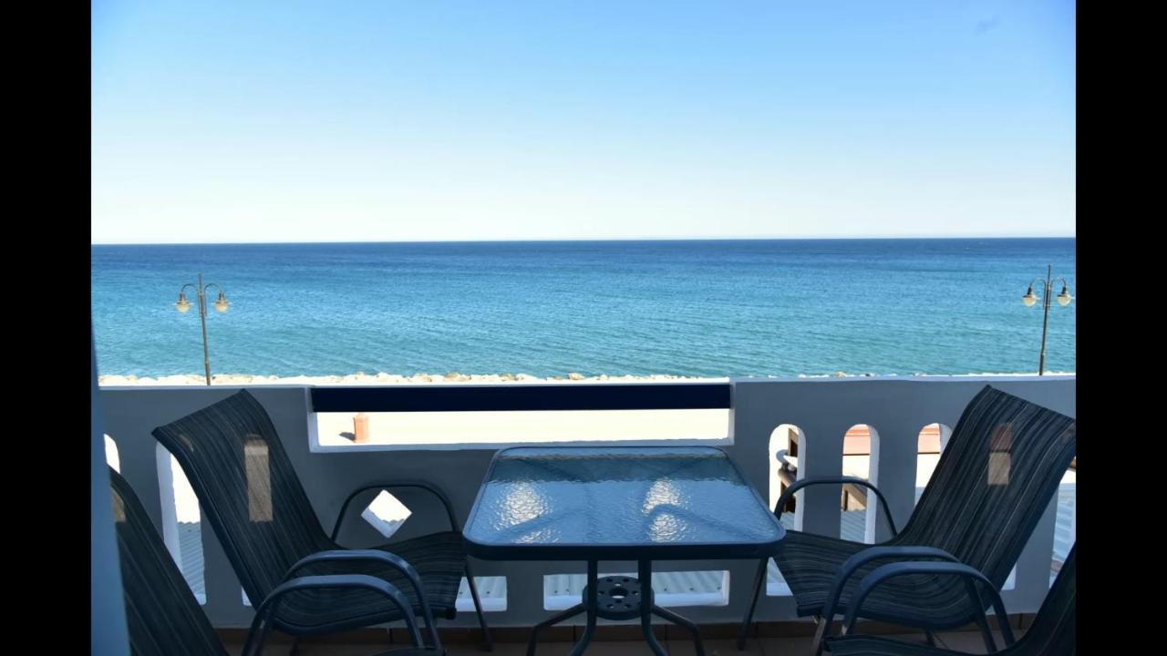 Petrakis Sea View Appartement Paleochora Buitenkant foto